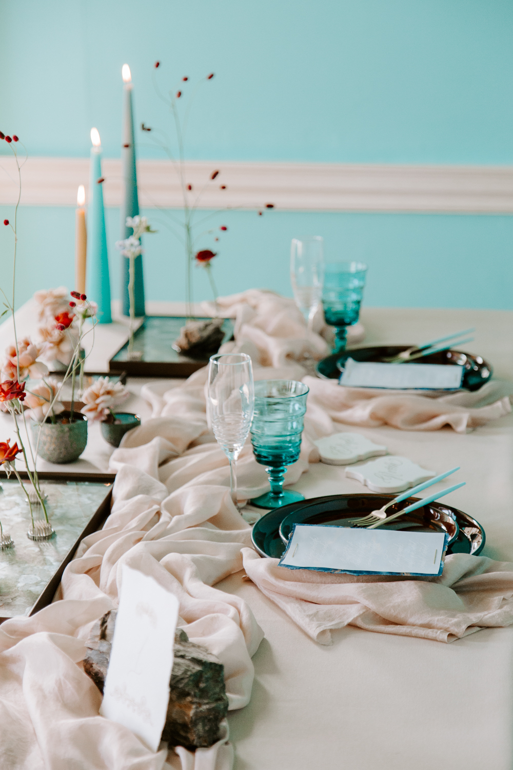 Modern wedding breakfast styling at Walcot Hall